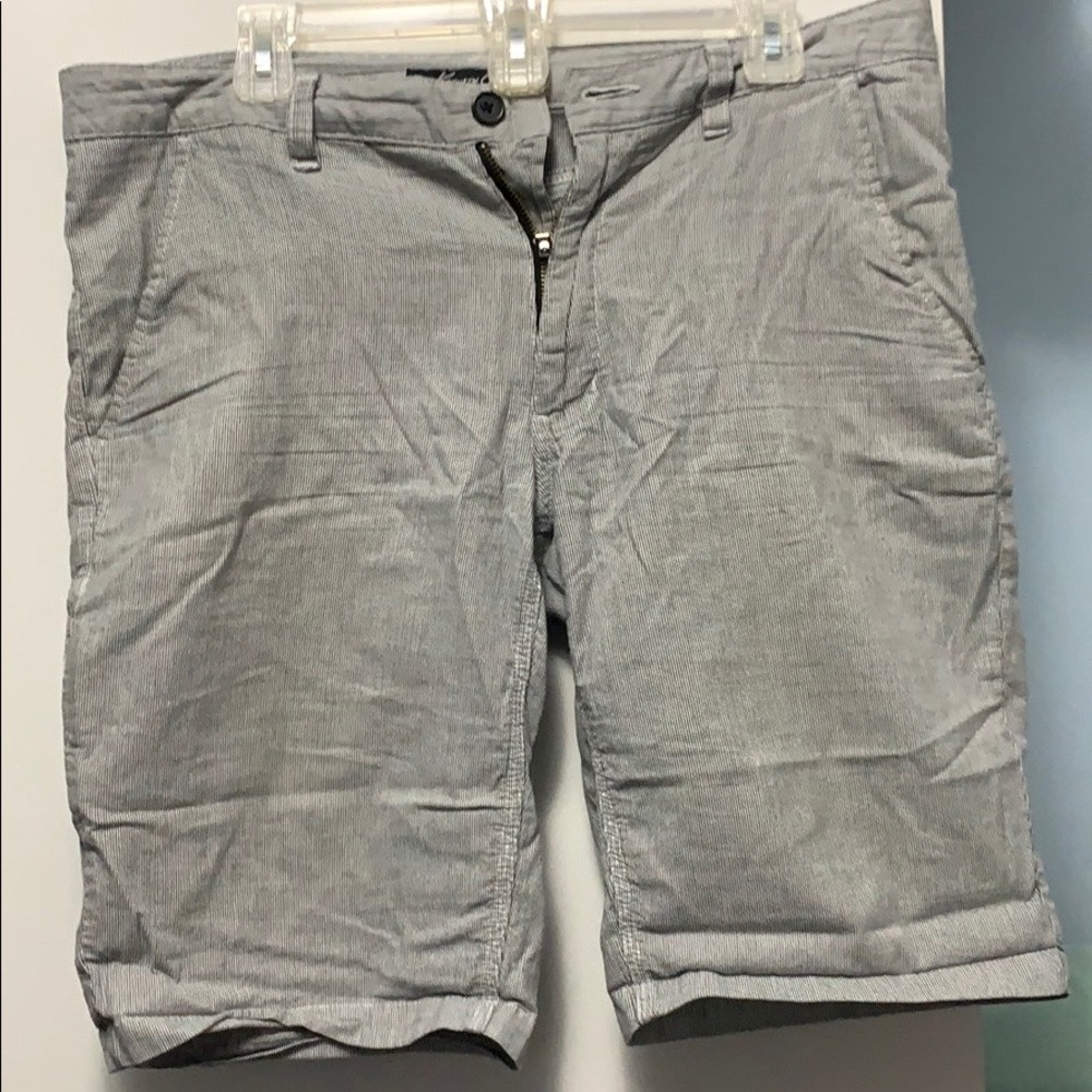 2/$10 Kenneth Cole Striped Shorts 32